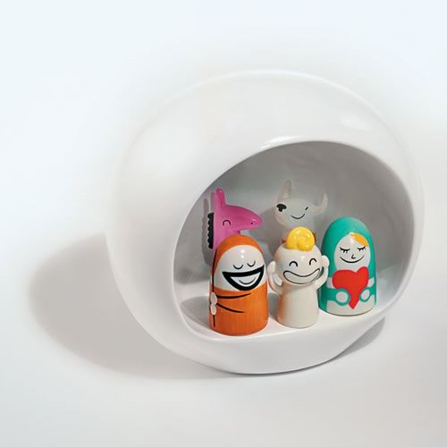 Alessi AMGI10 Design Nativity Set with replica cave and hand-decorated porcelain figures, White, 5 pieces.