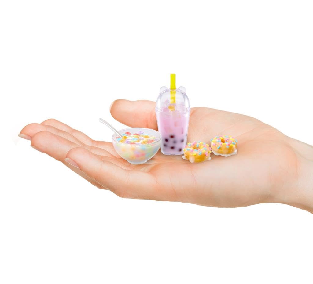 MGA's Mini Universe - Make It Mini Food Cafe Series 1 - DIY resin game, Packed in an opaque sphere - unpack surprise ingredients & kitchen accessories - Perfect for kids and collectors aged 8 and above.