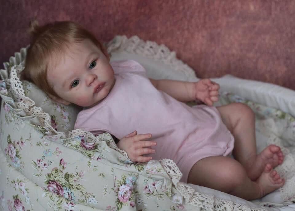 Anano Dolls Reborn Silicone Closed Eyes 50CM Large Realistic Baby Doll Baby Reborn (red)