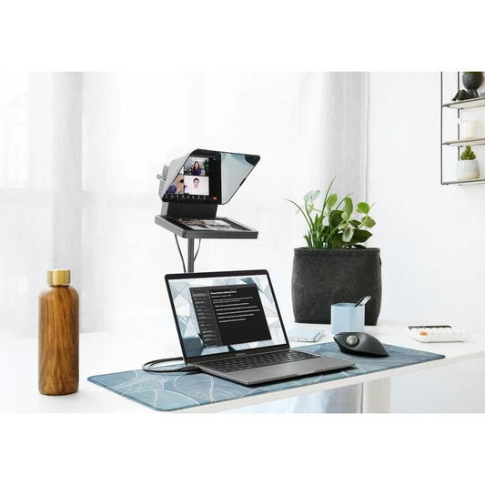 Elgato Prompter - Teleprompter with built-in screen for YouTube, Twitch, Zoom, Teams, and more, supports DSLR/Webcam/Smartphone, Drag&Drop monitor display, works with Mac/PC & Stream Deck.