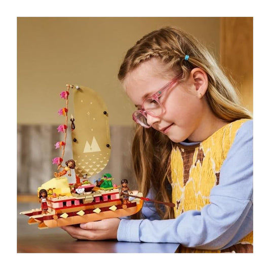LEGO | Disney Moana 2: Moana's Adventure Raft - Toy boat with fabric sail, removable deck, campfire & 3 minifigures, including Loto and Moni – Gift for girls aged 6+ & fans – 43270