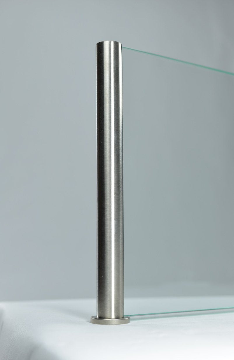 Storage space Splash guard Protect stove island Stainless steel effect with glass top 90cm wide
