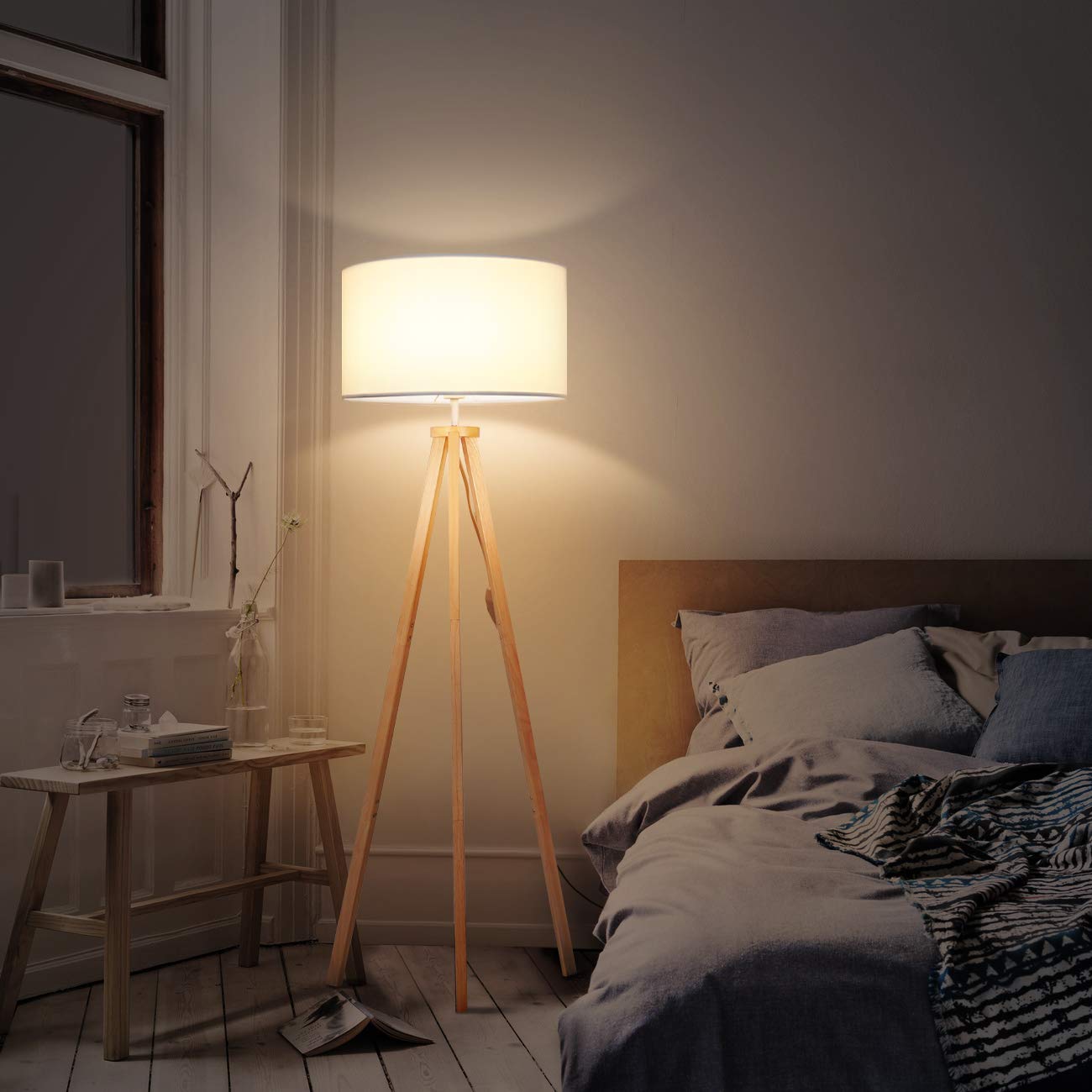 Tomons floor lamp LED dimmable made of wood tripod, Scandinavian style, modern floor lamp for living room, bedroom, study, hotel, and office, white
