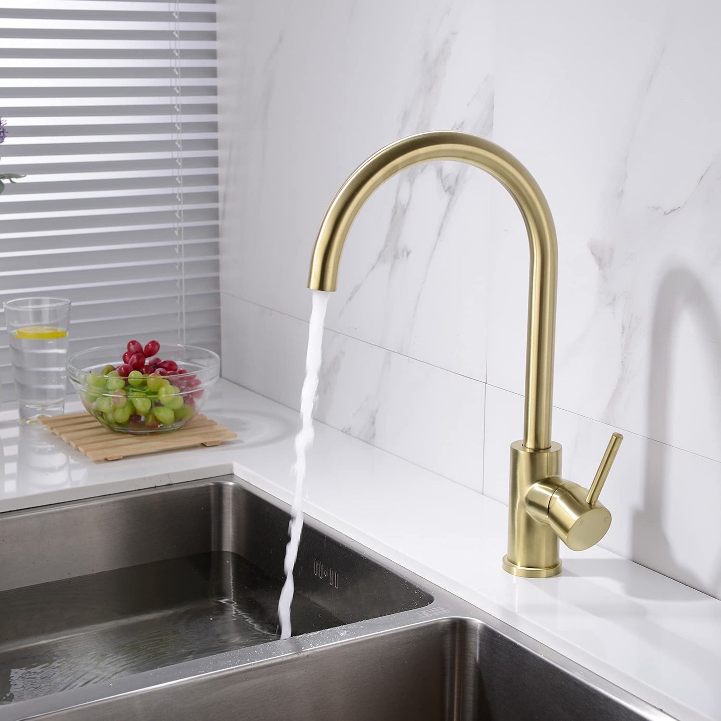 TRUSTMI Brass Faucet Single Handle High Arc Kitchen Sink Faucet Swivel C-Spout, Brushed Gold