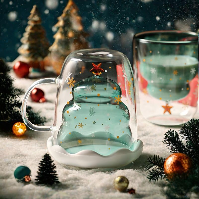 Set of two Sweet Christmas tree double-walled Latte Macchiato glasses 270ml coffee cup Christmas mug with Christmas tree tea strainer tea glasses for milk, iced, Christmas gifts gifts for women and children.
