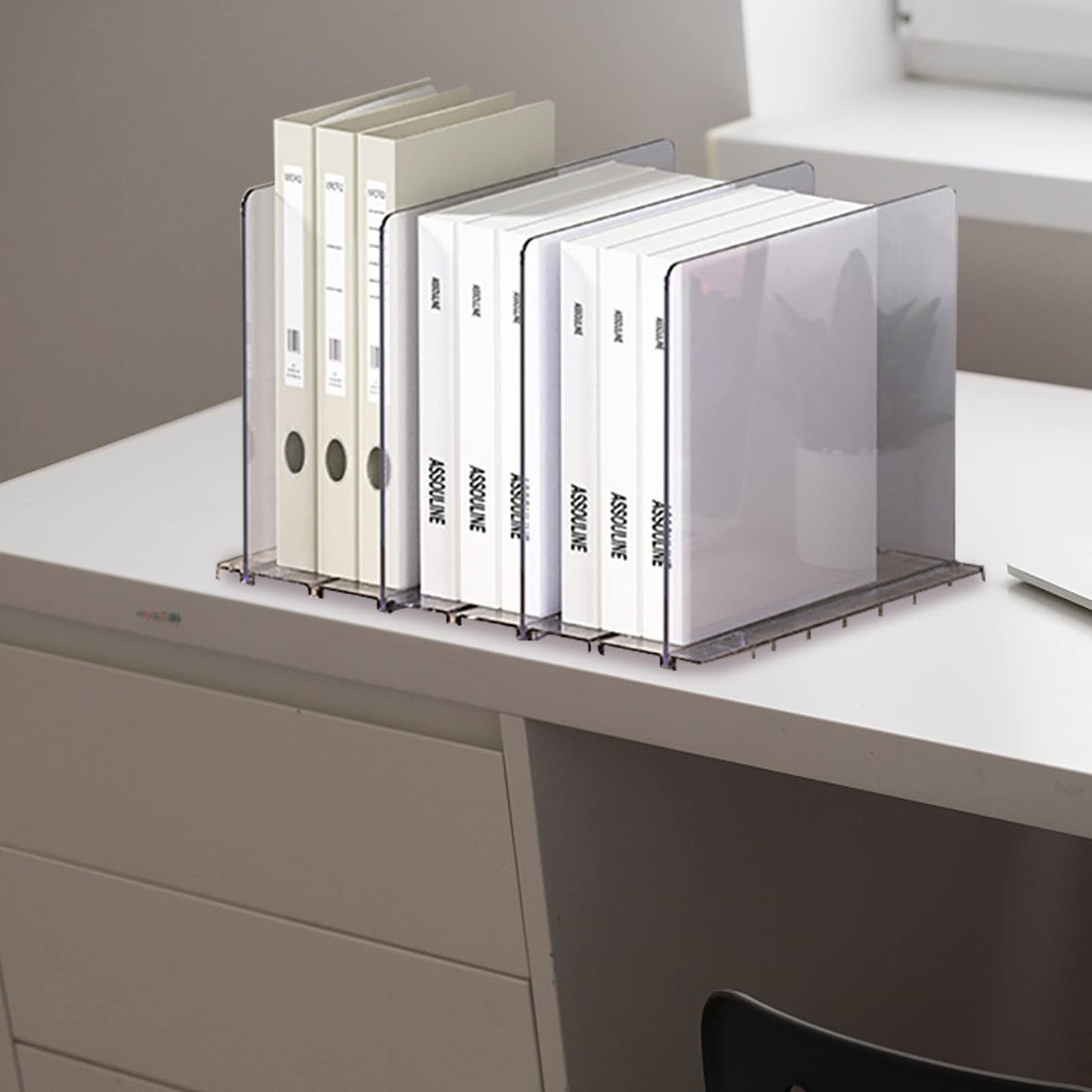 5 transparent plastic shelf dividers for cabinets, perfect for handbags, wallets, clothing, and more. Removable and ideal for organizing bedroom, kitchen, or office cabinets.