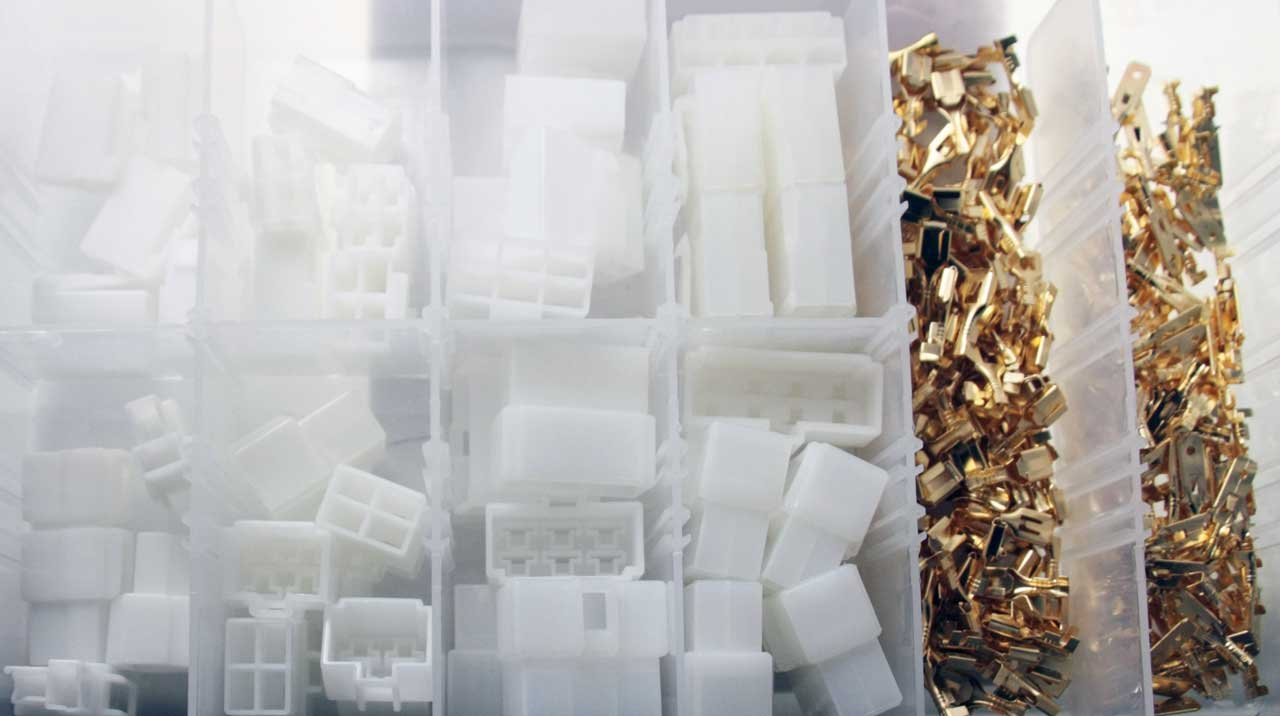 Flat blade terminals, flat plugs, press cable shoe assortment with housing/socket housing (2-pin to 8-pin 240 pcs. (in reusable storage box/assortment box/sorting box)