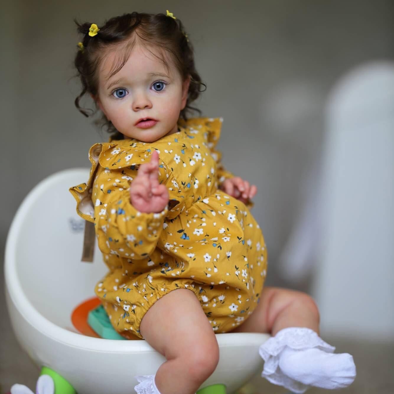 Anano Reborn baby girl lifelike 24 inches 60cm realistic beautiful reborn toddler baby doll like a real baby reborn cloth body baby doll Missy with hair