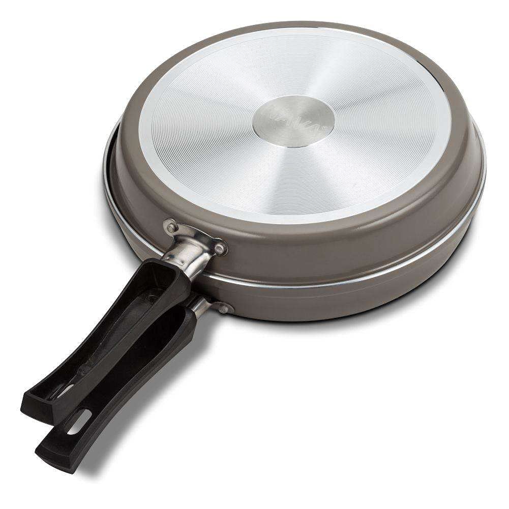 NAVA Double-Sided Pan with Handle | Ø 25 cm | Double-Sided Skillet for Pancakes and Omelets | Dishwasher Safe | Suitable for Gas, Electric, Ceramic, and Halogen Stoves