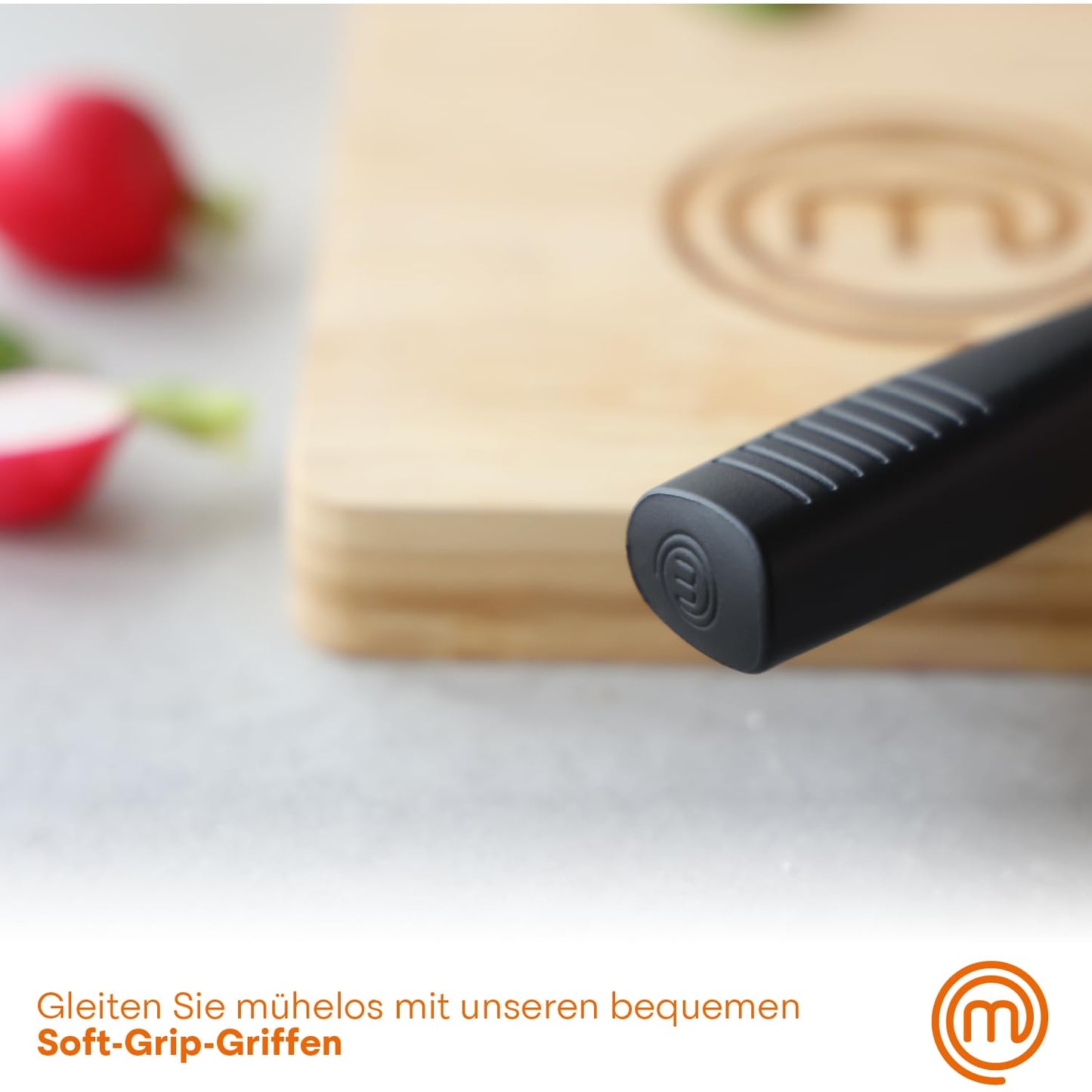 MasterChef knife block with knife cake knife set with Santoku knife, bread knife, chef's knife, vegetable knife, and utility knife, stainless steel, sharp, 5-piece, soft-touch handles.