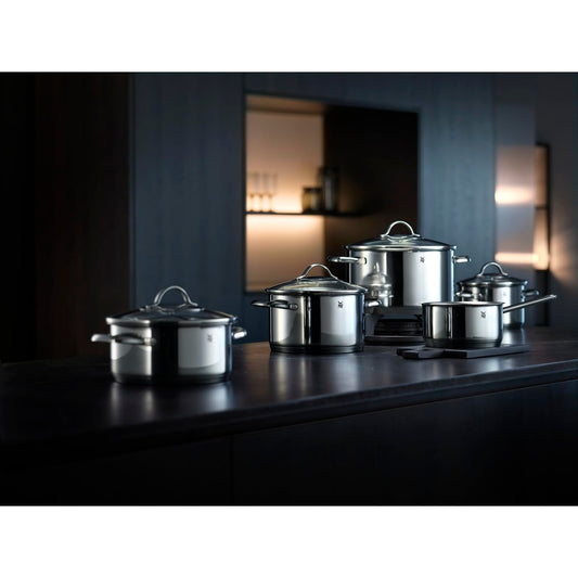 WMF Provence Plus 5-piece Induction Cookware Set, uncoated with glass lids, suitable for all types of stoves, induction pots set, without scaling, polished Cromargan stainless steel.