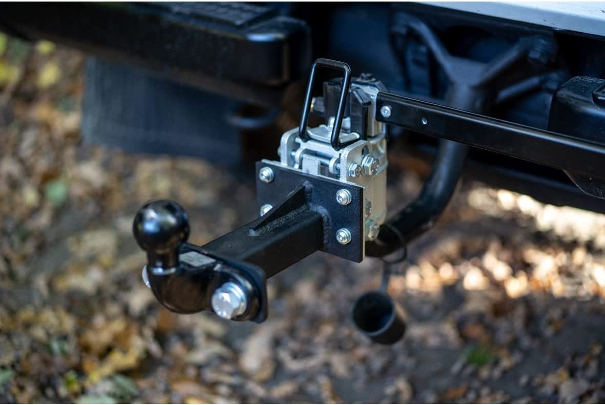 Folding and lockable 250 mm hook extension for bike rack including plug-in coupling for any type of trailer hitch.