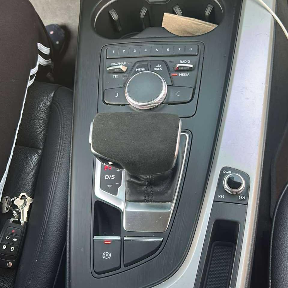 Alfantix gear shift knob cover, Alcantara material, trim for Audi A4 B9 A5 Q5 Q5L A6 Q7 S4 S5 SQ5 (black)