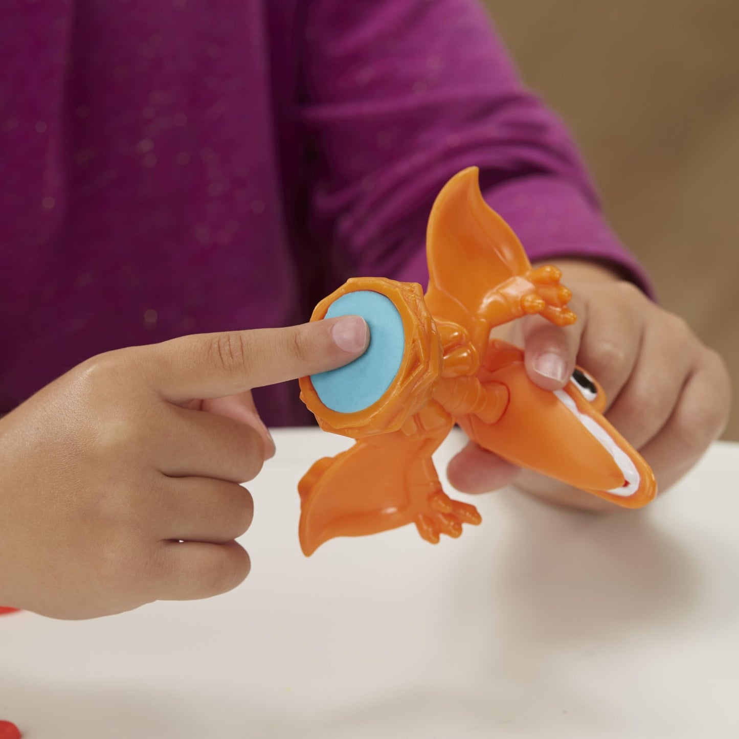 Play-Doh Dino Crew Crunchin' T-Rex Toy for Kids 3 Years and Up with Dinosaur Sounds and 3 Eggs.