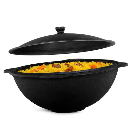 41cm fire pit made of 2mm steel with flu pipe. Outdoor kitchen with 12L pot and flat-bottomed kazan. Ideal for camping and cooking outdoors with ladle, soup ladle, and grill grate.