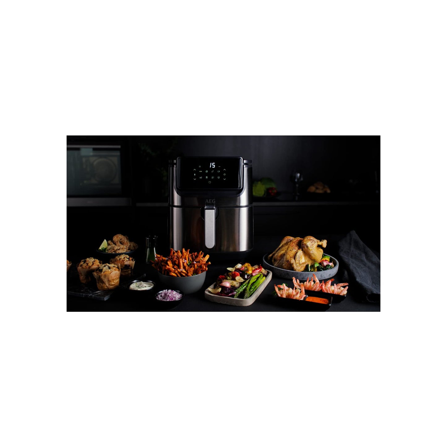 AEG AF6-1-6ST Hot Air Fryer (Frying, Grilling, Roasting, Baking with little to no oil, 8 pre-set programs, XXL capacity, dishwasher safe, LED touch display, programmable, stainless steel)