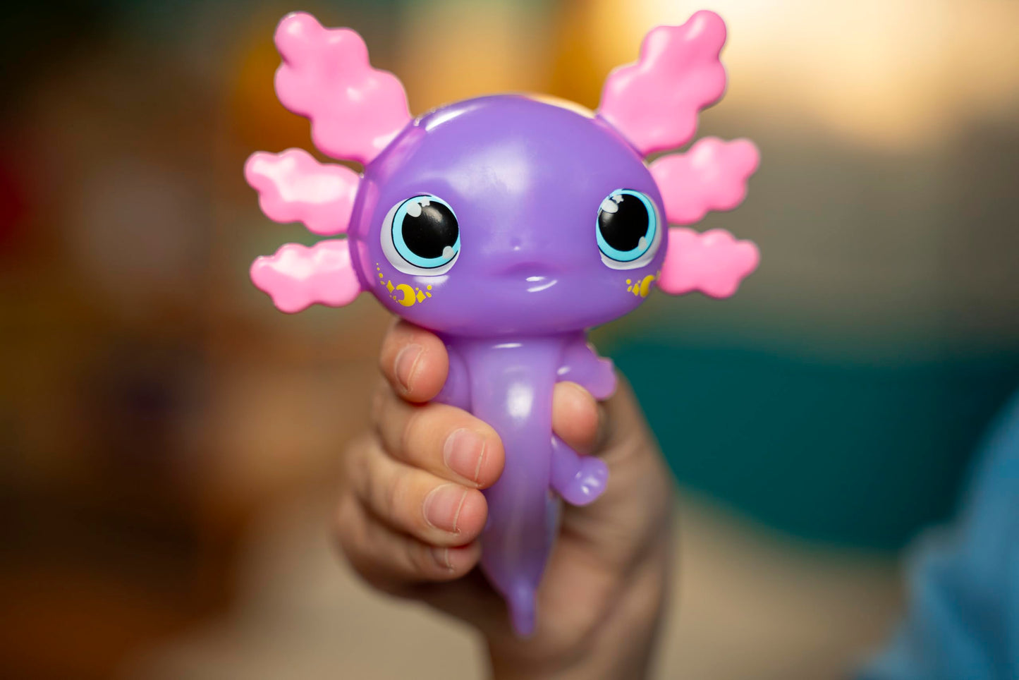 Animagic Let’s Glo Axolotl – Purple Pastel, Electronic Pet for Kids Ages 4 and Up, Sensory Play & Tactile Experience, Glow in the Dark, Plush Toy That Swims & Glows in Water