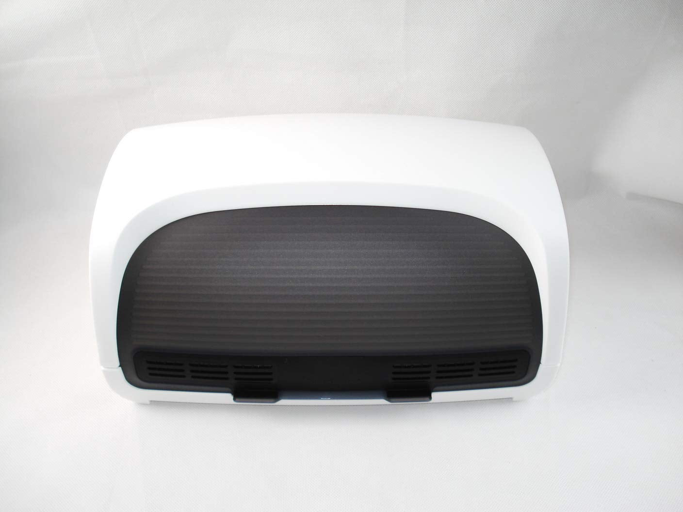 Tupperware bread box, lunch box, rectangular, white, black, 39.8 x 27.5 x 19.6 cm, 19,237.2 cubic centimeters, bread, bread box, food storage container.