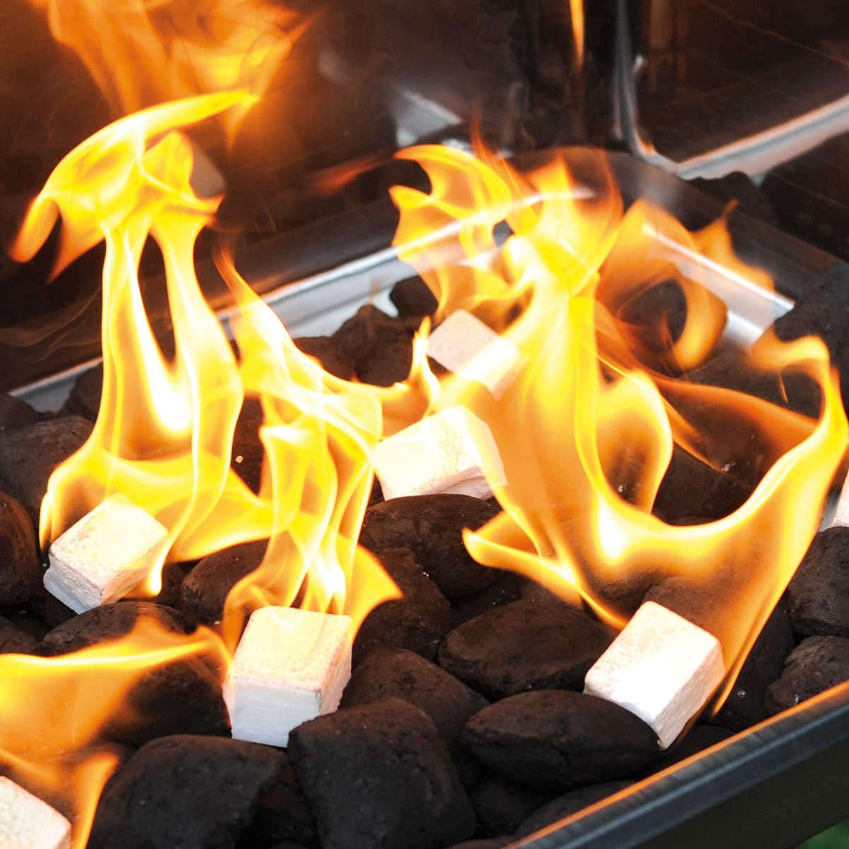 FLAMMBURO 1152 piece Paraffin Firelighters (12 x 96 cubes) from German manufacturer, for grills, fireplaces, stoves, Made in Germany - 12 boxes x 96 cubes
