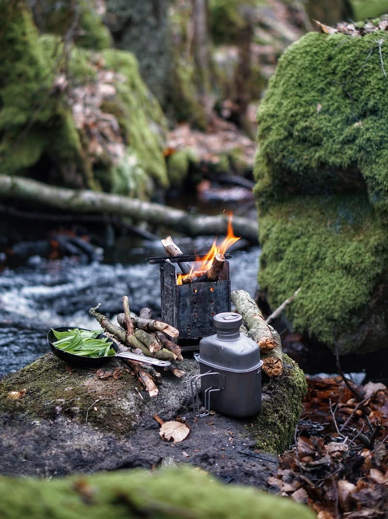 iBasingo Titan Field Bottle Set - Lightest Military Cookware 1100ml water bottle, 750ml & 400ml pot with lid, hanging steel wire & camouflage pouch. Cookware for outdoor camping hiking Ti2049C