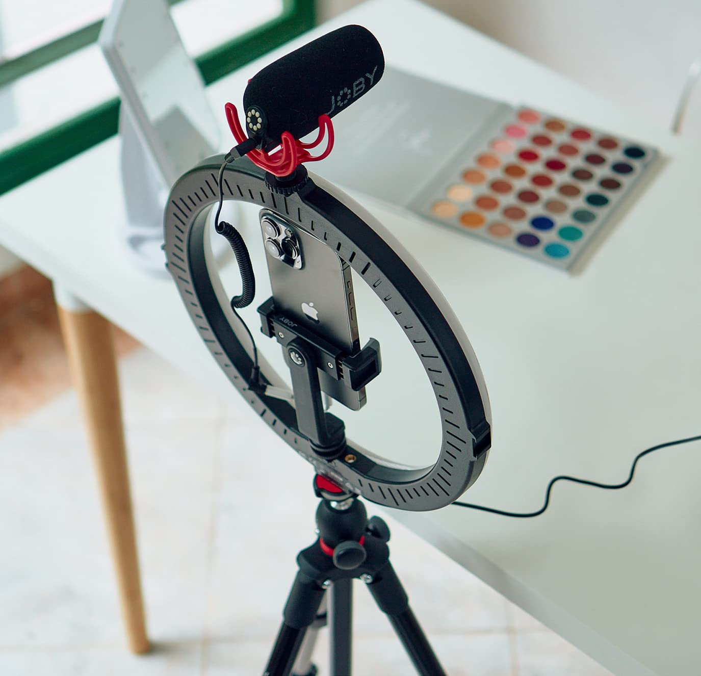 JOBY Creator Studio Complete Kit, full-size tripod with smartphone clamp, 12' ring light, Wavo On-Camera Shotgun Microphone, White Seamless Paper Background, and 3-in-1 quick charge cable 1.2m.