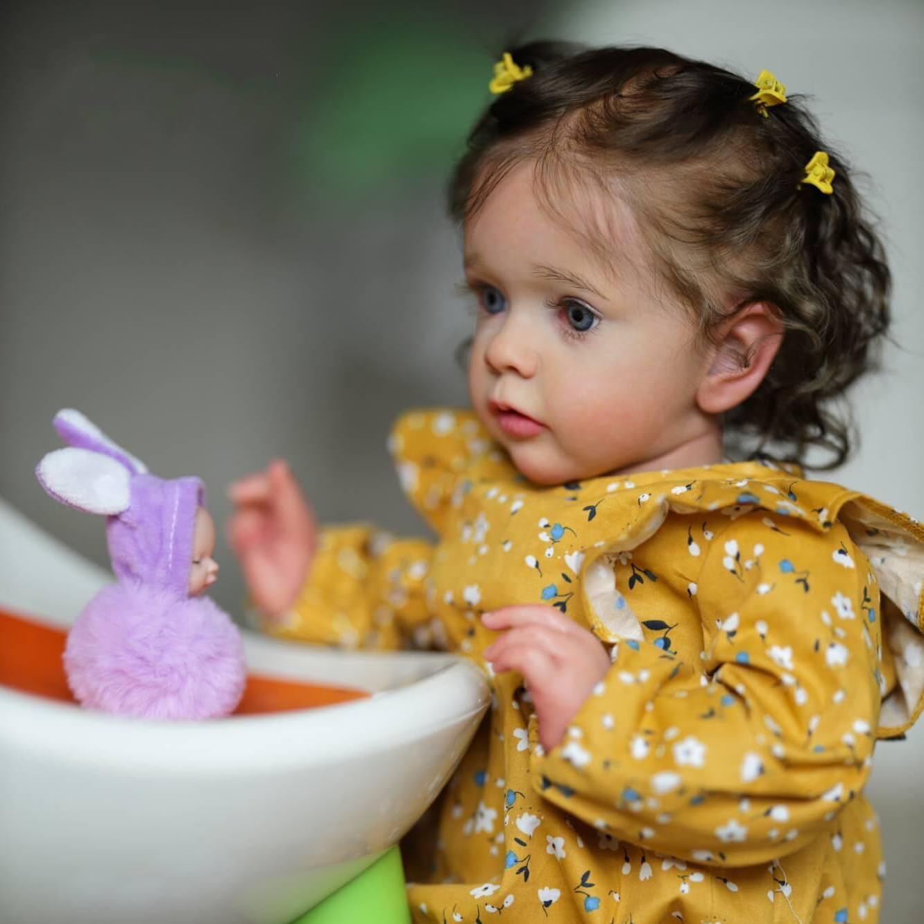 Anano Reborn baby girl lifelike 24 inches 60cm realistic beautiful reborn toddler baby doll like a real baby reborn cloth body baby doll Missy with hair