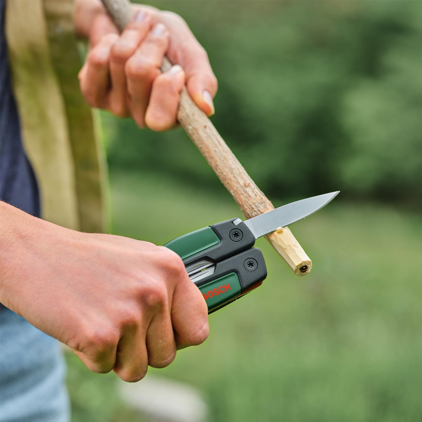 Bosch 16-in-1 Multi-Tool (multifunctional tool for DIY, outdoor, and camping; stainless steel; locking function; softgrip; 16 functions: pliers; screwdriver; knife; saw, etc.)
