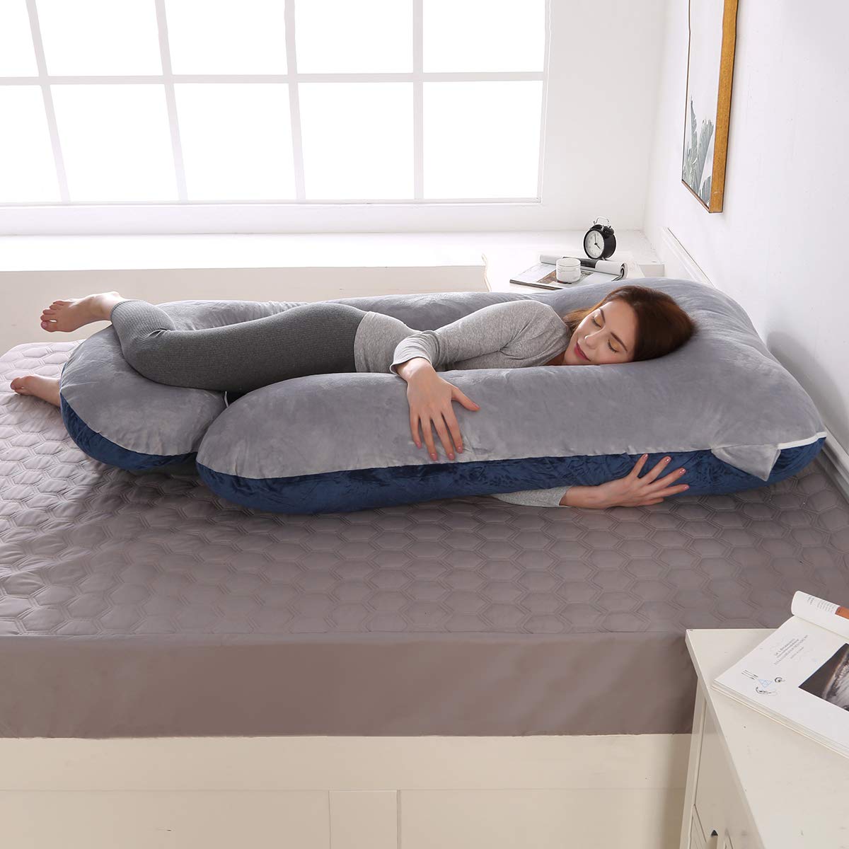 ShowyLive Pregnancy Pillow 145x70cm J-shaped Full Body Pillow Maternity Body Pillow for Sleeping with Removable and Washable Cover Sleep and Feed (gray+blue, Velvet)