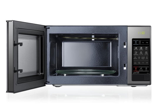 Samsung GE83X combination microwave 800W with grill and turntable - black with glass front.