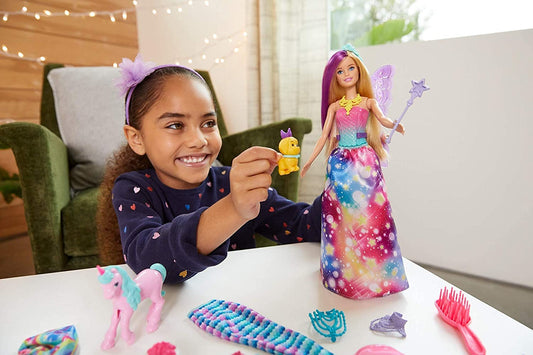 Barbie GJB72 - Dreamtopia Advent Calendar: Blonde doll, 3 princess fashions, 10 accessories, and 10 story-telling pieces, including 4 animals. Advent gift for kids ages 3 and up.