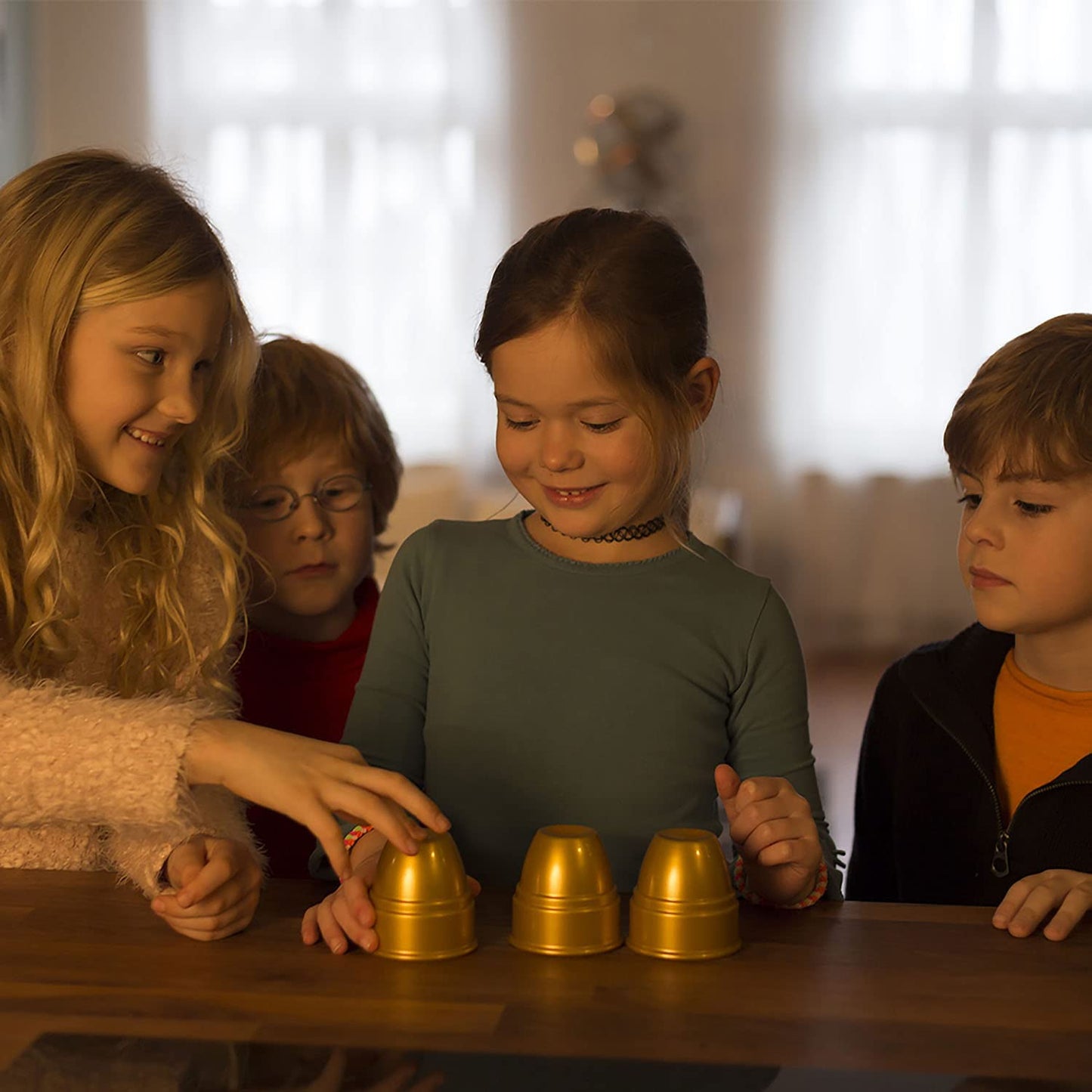 Cosmos 680350 Magic Gold Edition, 150 magic tricks of various levels, includes many magic props, magic set for kids aged 8 and up, with online tutorial videos and multilingual instructions.