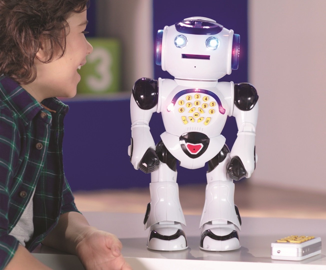 Lexibook Powerman - Educational robot for kids, for learning and playing. Interactive, dances, makes music, quiz games, tells stories, throws discs - ROB50DE.