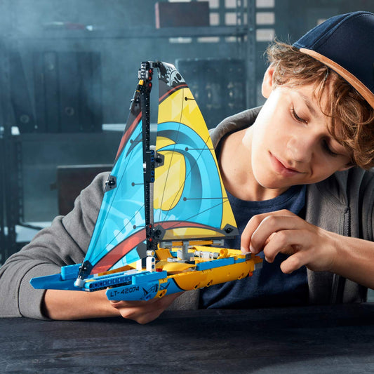 LEGO 42074 Technic Racing Yacht