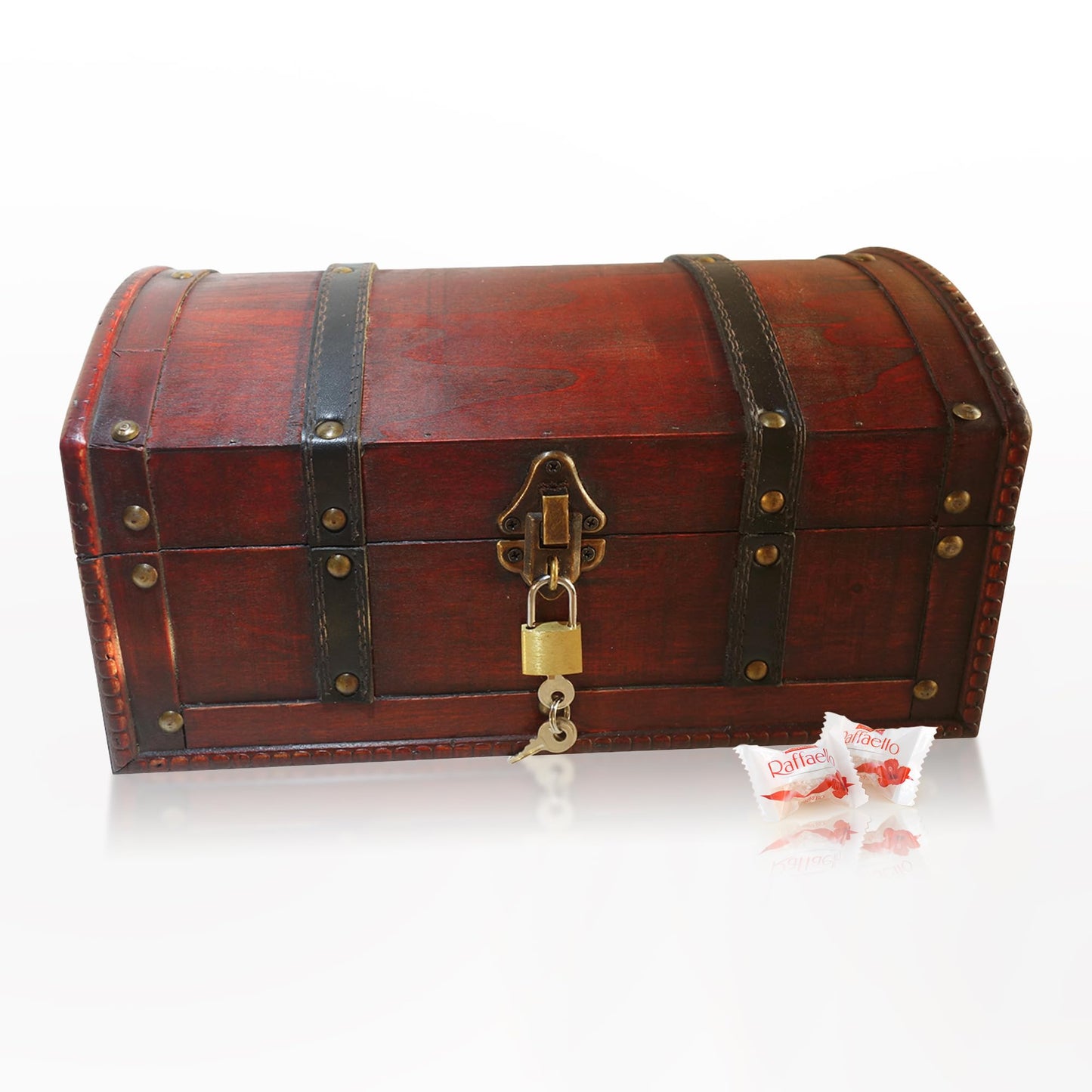 Infinimo Candy Treasure Chest for Kids Birthday filled with 110pcs of Raffaello (Approx. 2.5kg total) - Gift Box with lock and key - 30x20x15cm in size.