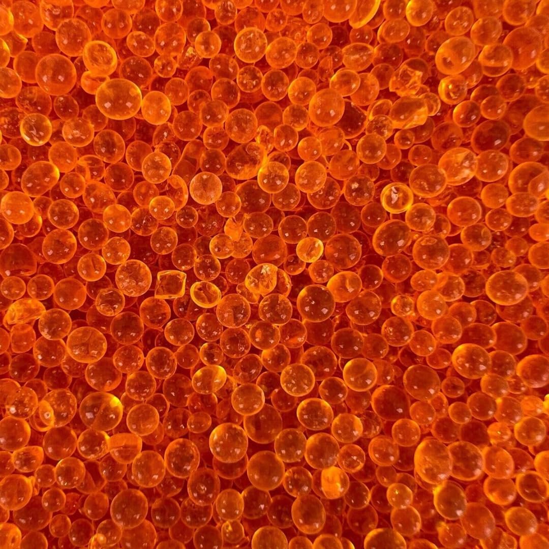 10 kg of orange silica gel desiccant with green indicator, which is regenerable. Dehumidifier. (10 KG)