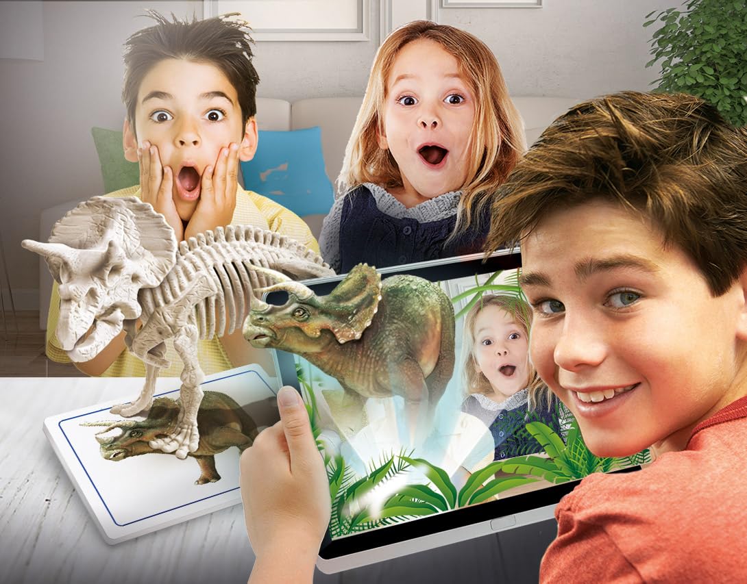 Clementoni Archeo Ludic Set - Prey and Predators Kids 7 years + | Scientific Gift | Paleontology set with glow-in-the-dark skeletons | Educational activity | Augmented Reality
