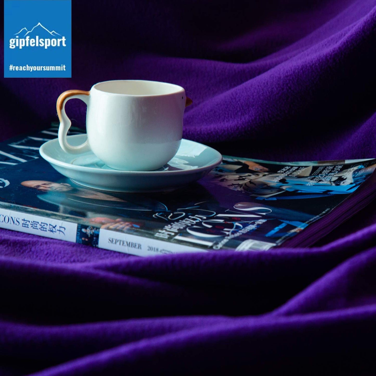 Microfiber fleece blanket with sleeping bag function I Size 185 x 150cm, 690g I Microfiber camping blanket sleeping bag I purple