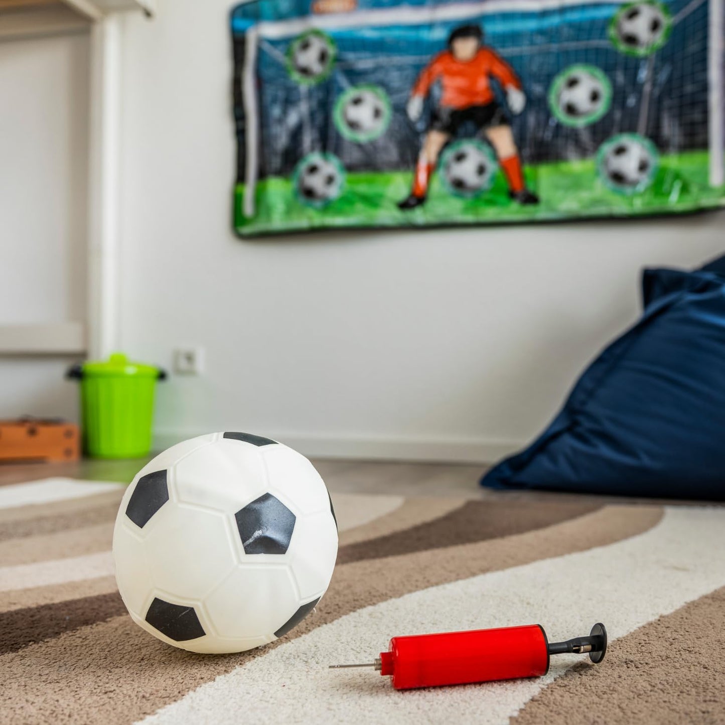 ARZOM - Electro Keeper - Electronic Goal Wall & Soccer Mat with 2 Player Score Counter - Soccer game for indoor & garden - Soccer goal gift for boys & kids - Includes ball & pump