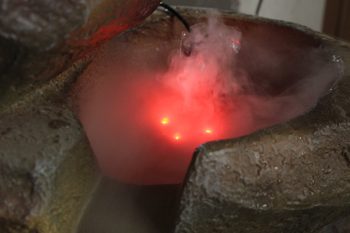 Arnusa mist maker with color-changing mode for IN & Outdoor use. Ideal for room fountains, water features, and fountain lighting.