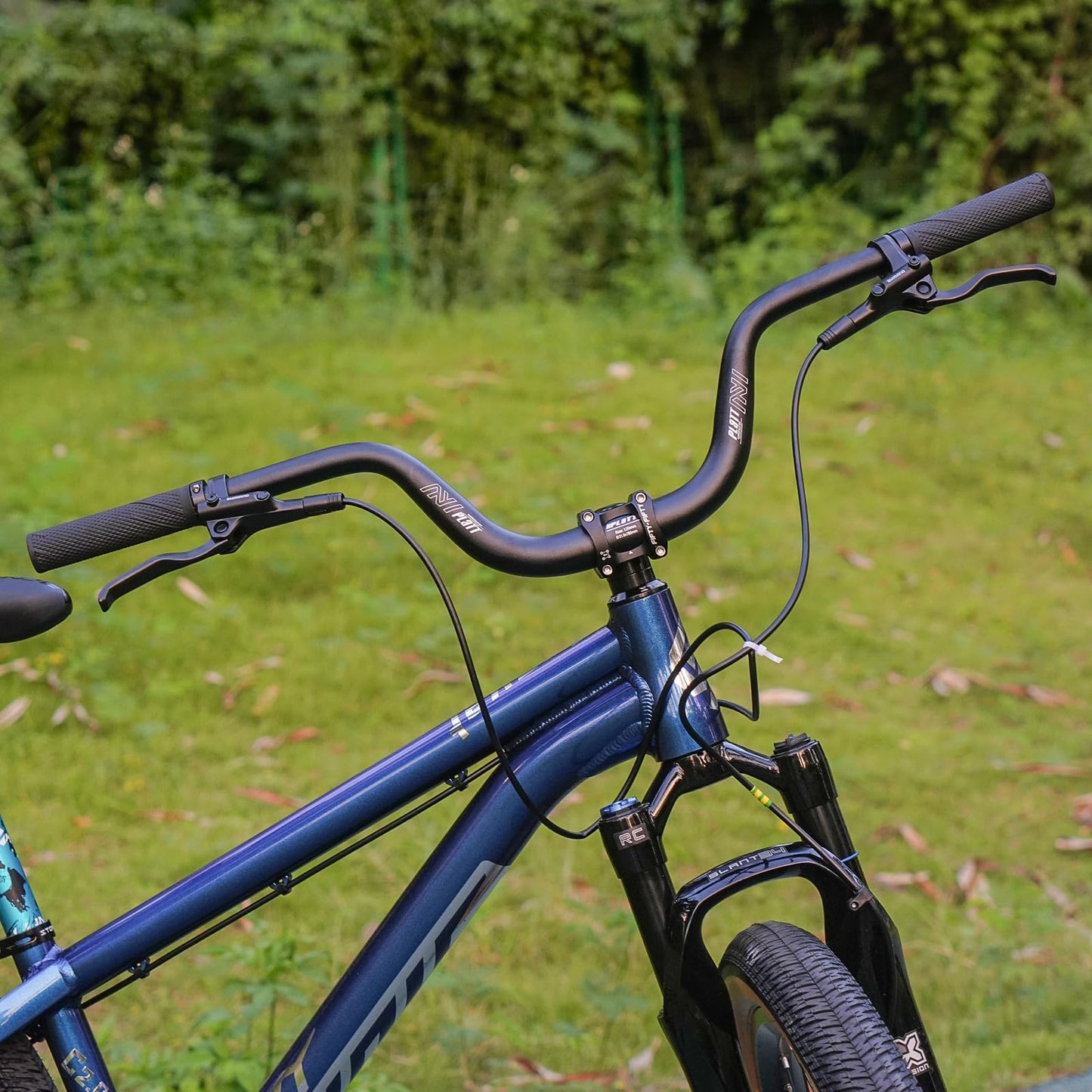 FLAT bicycle handlebar 25.4/31.8 * 620/780, mountain bike riser handlebar made of lightweight aluminum alloy, ideal for MTB (31.8mm-780mm, 120mm Rise)