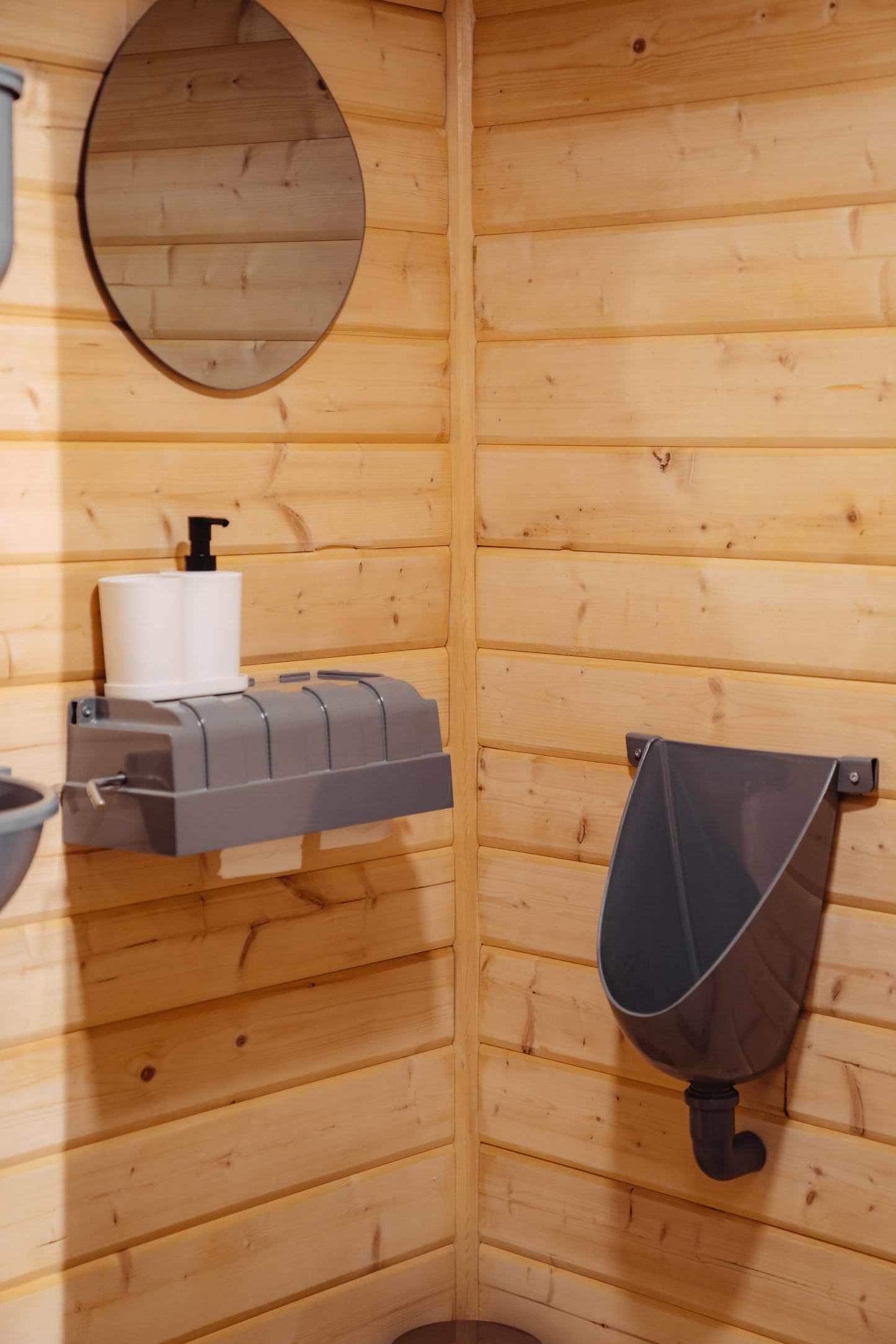 Agande Urinal plastic simple and waterless, with hose and hose clamp for camping garden basement construction site toilet, Made in Europe.