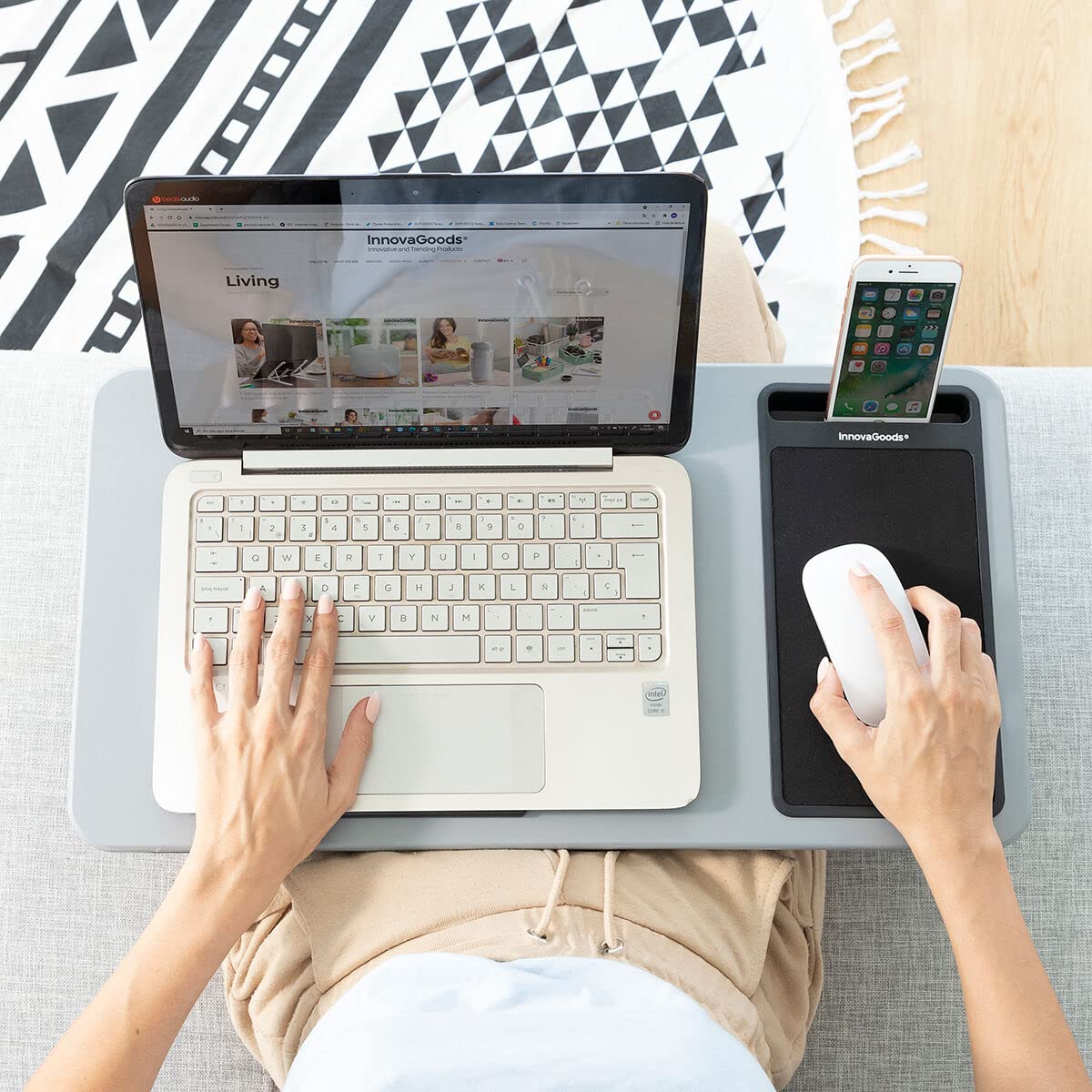InnovaGoods® Laptop Desk with XL Seat Cushion Deskion, comfortable and ergonomic working or studying with desk and XL seat cushion design, ideal for home and office.