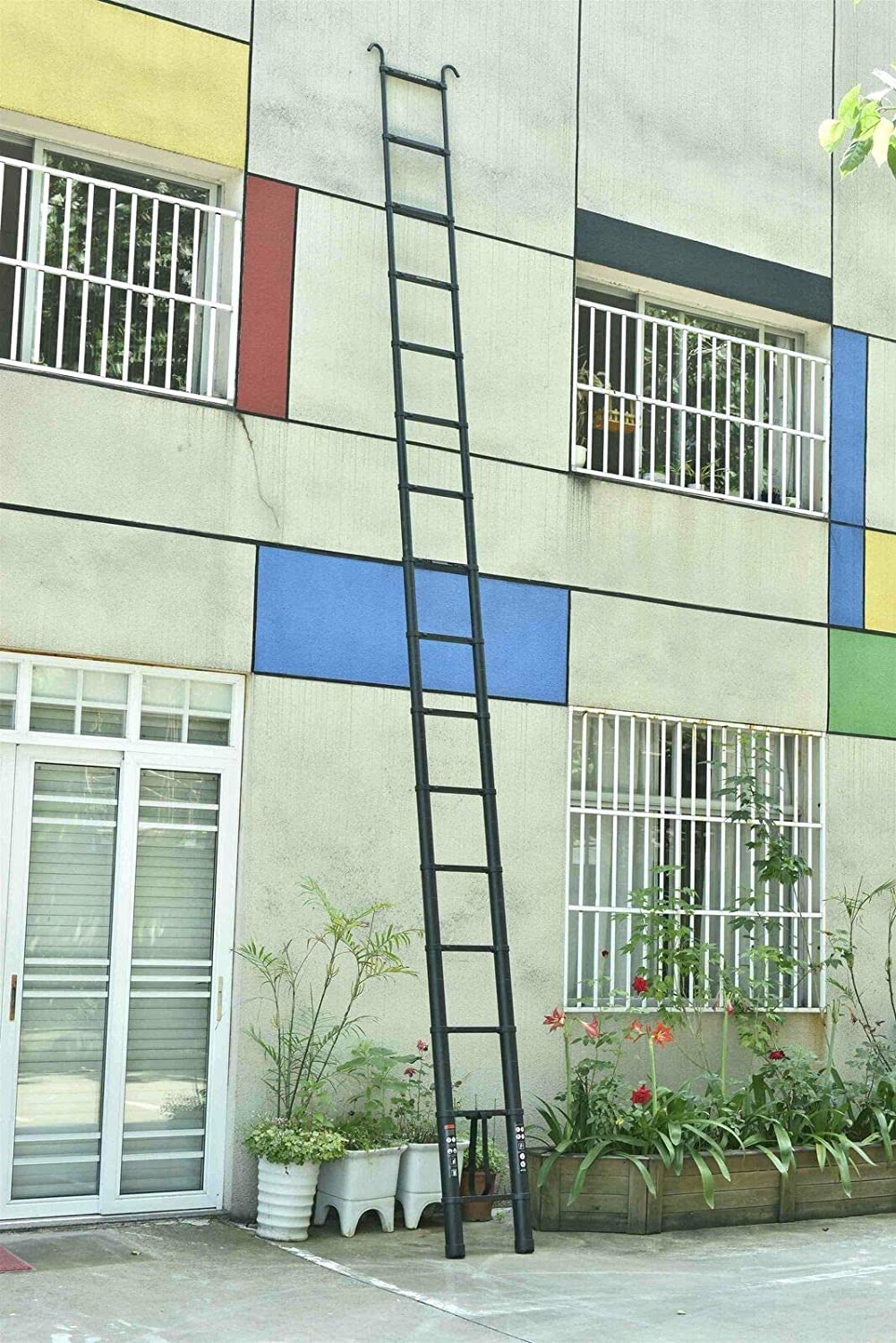 3.8m / 12.5FT telescopic folding extendable extension ladder Multipurpose ladder EN131 certified Max. Load 150kg / 330lb with detachable roof hook