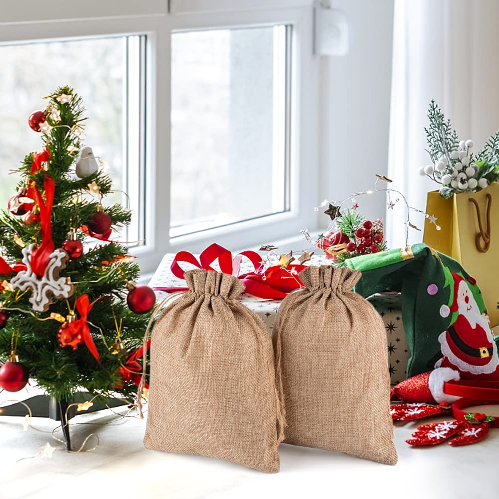 CLTPY 30 Pieces Burlap Bags 15x20 cm with Drawstring, Gift Bags Cotton Bags for Advent Calendar, Jewelry Wedding Party Favors Christmas