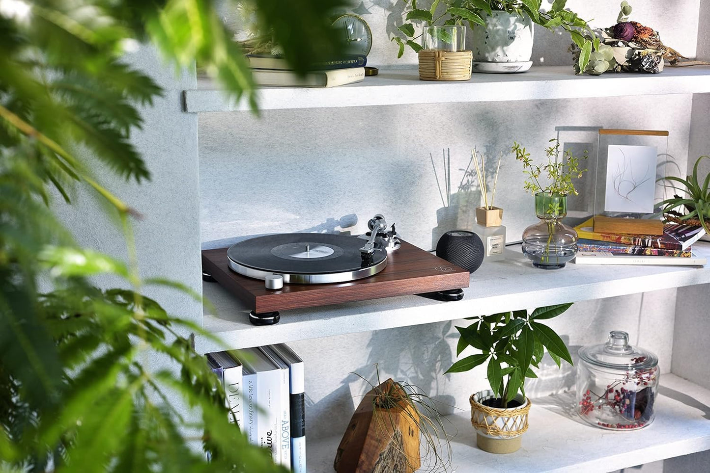 Audio-Technica LPW50BTRW Wireless Belt-Drive Turntable Rosewood.