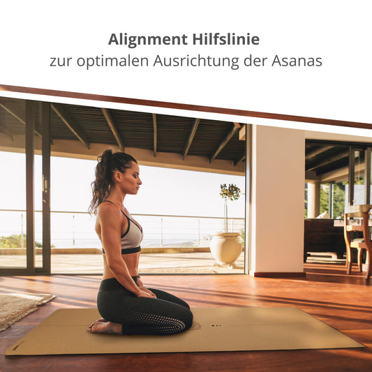 Mosswell Premium Cork Yoga Mat (4mm thick) - Non-slip fitness mat with alignment lines - Pilates mat + Yoga bag