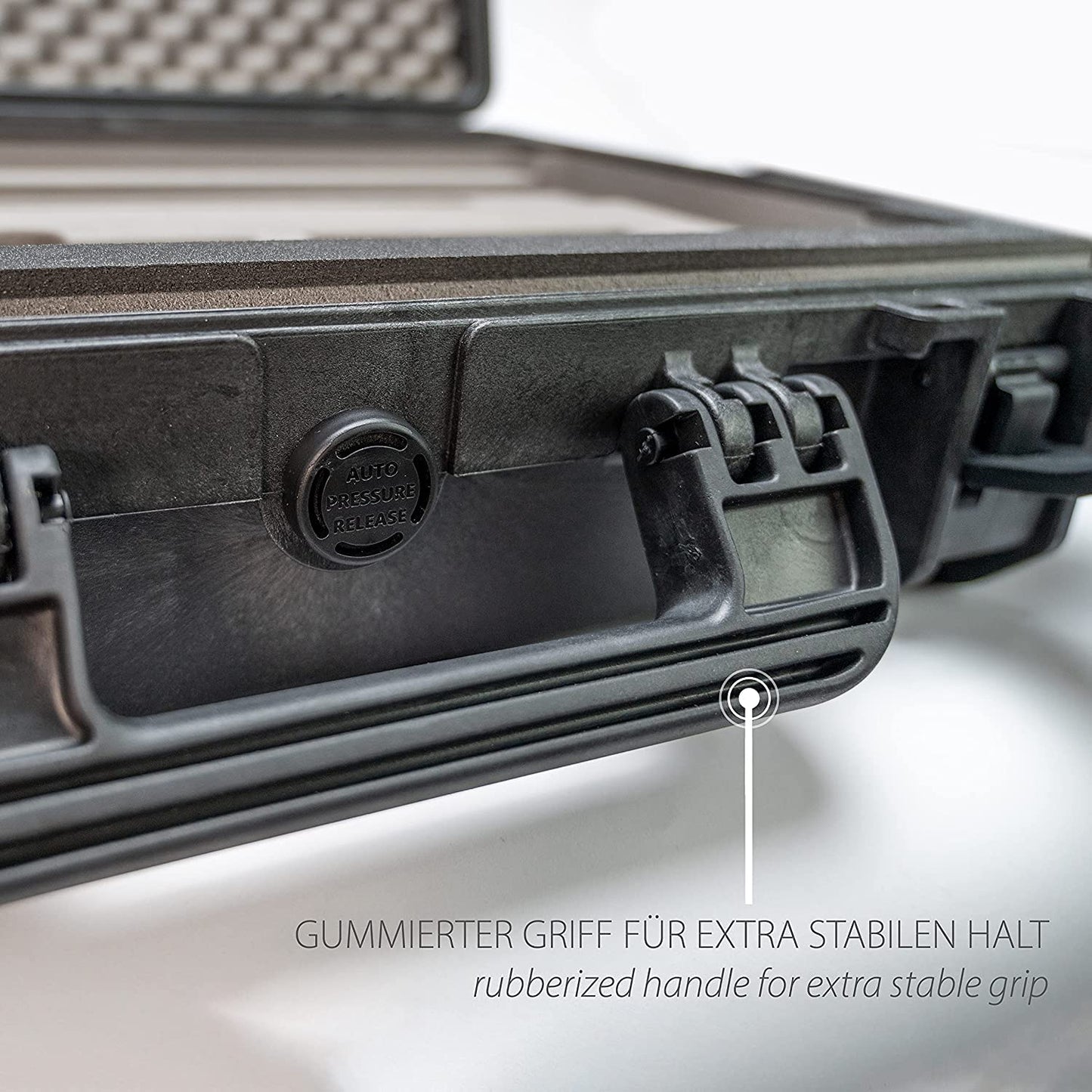 Transport case for the Lenovo ThinkPad 16 inch notebook/laptop. Case made in Germany.