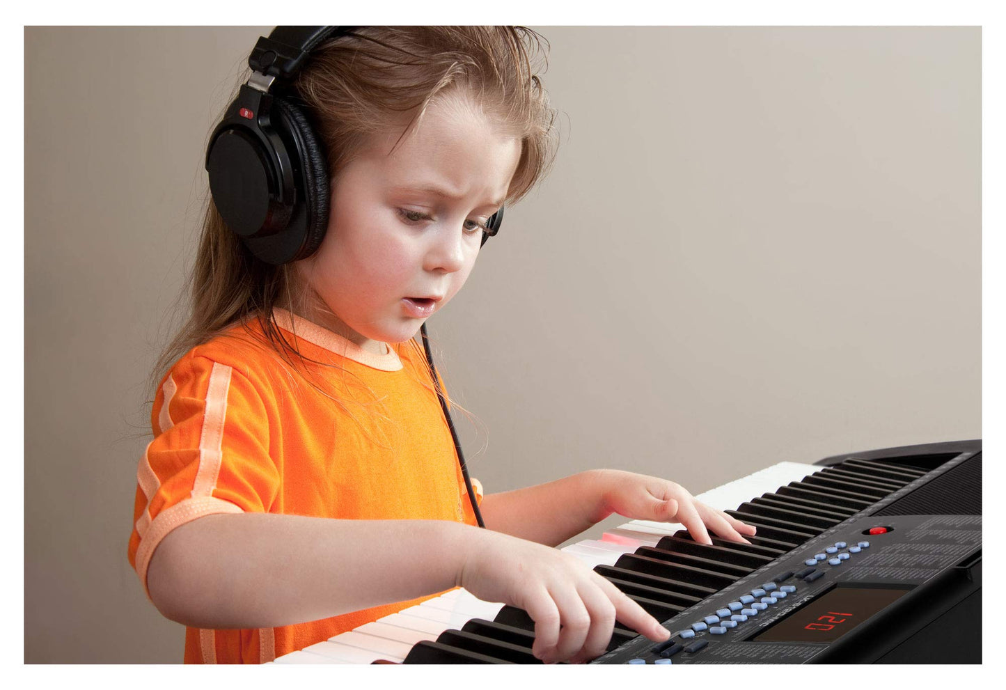 McGrey LK-6120-MIC Keyboard Set - beginner keyboard with 61 light-up keys - 255 sounds and 255 rhythms - 50 demo songs - includes microphone - savings set includes X keyboard stand and headphones - black