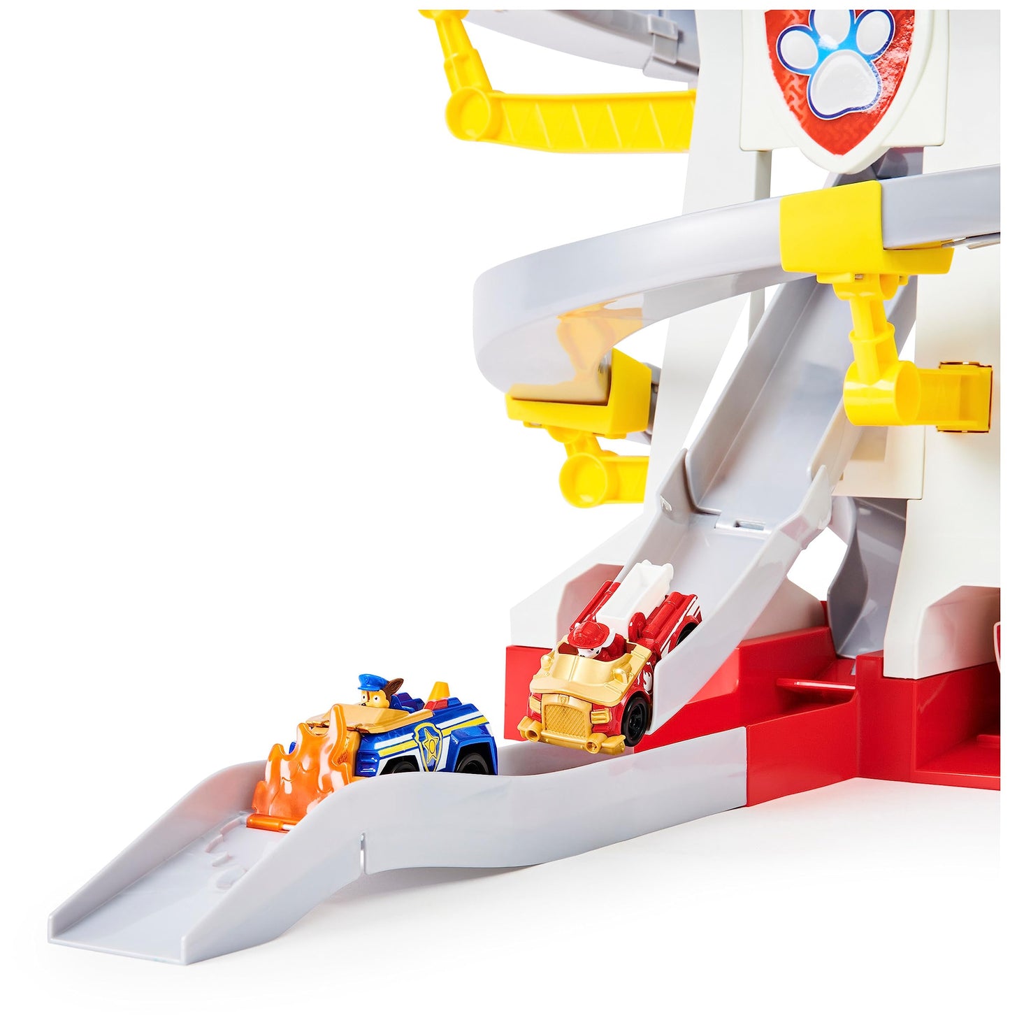 PAW PATROL 6058281 - True Metal Adventure Bay Playset with 2 metal vehicles in 1:55 scale.