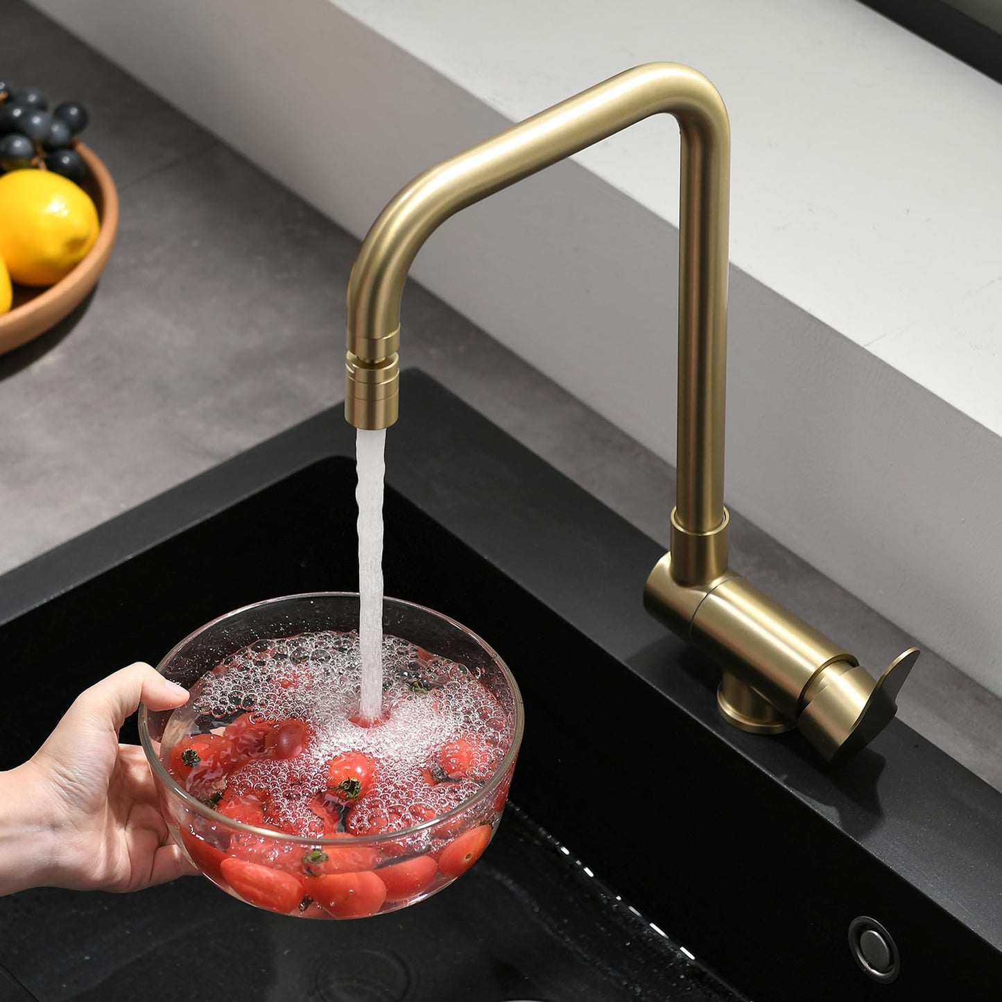Pre-Window Kitchen Faucet, Brushed Gold Kitchen Faucet Folding, Foldable Single Lever Kitchen Mixer Tap With Cold and Hot Water Hoses.